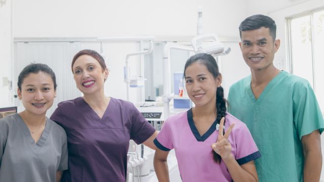 Consultation dentaire élèves – campus Happy Chandara – Toutes à l’école