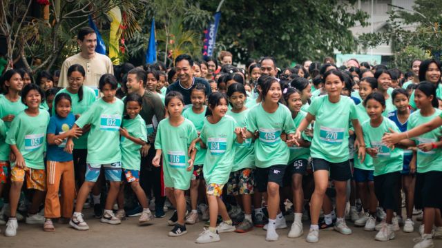 Coureurs solidaires Adidas 10K Paris – Toutes à l’école – campus Happy Chandara