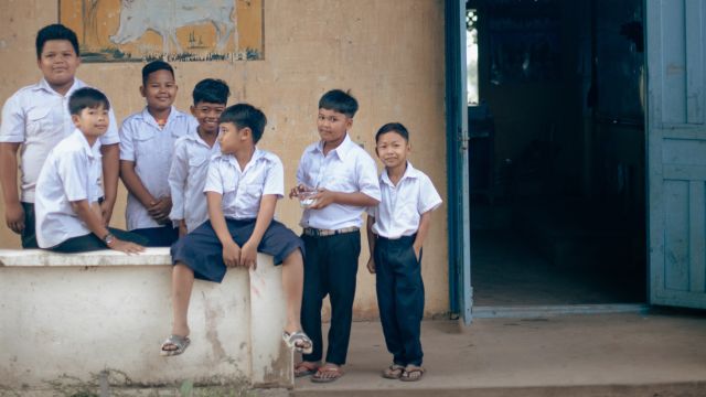 Cours de soutien scolaire garçons – campus Happy Chandara – Toutes à l’école