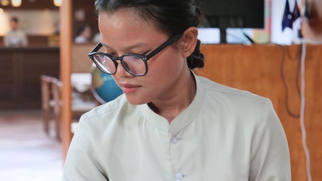 Meeting with students in Siem Reap – Happy Chandara campus – Toutes à l’école